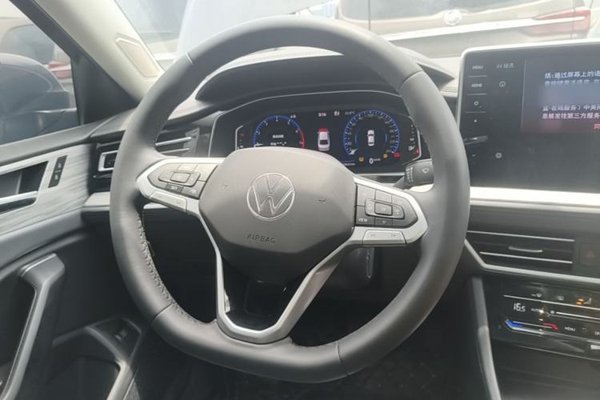Volkswagen Sagitar 2023, 20600 км, за 15602 USD - фото 13