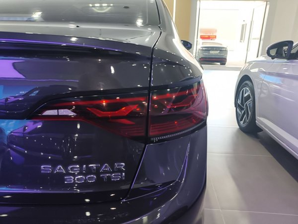 Volkswagen Sagitar 2023, 52200 км, за 14645 USD - фото 7