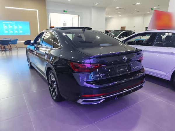 Volkswagen Sagitar 2023, 52200 км, за 14645 USD
