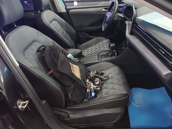 Volkswagen Sagitar 2023, 52200 км, за 14645 USD - фото 23