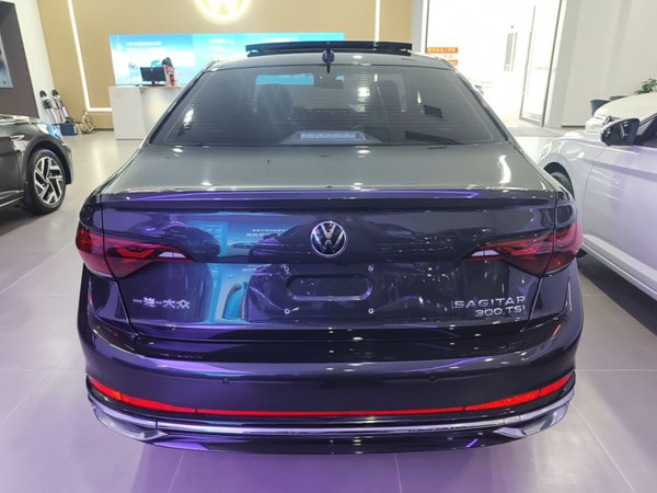 Volkswagen Sagitar 2023, 52200 км, за 14645 USD