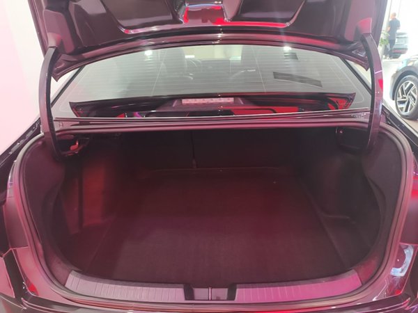 Volkswagen Sagitar 2023, 56600 км, за 14822 USD - фото 22