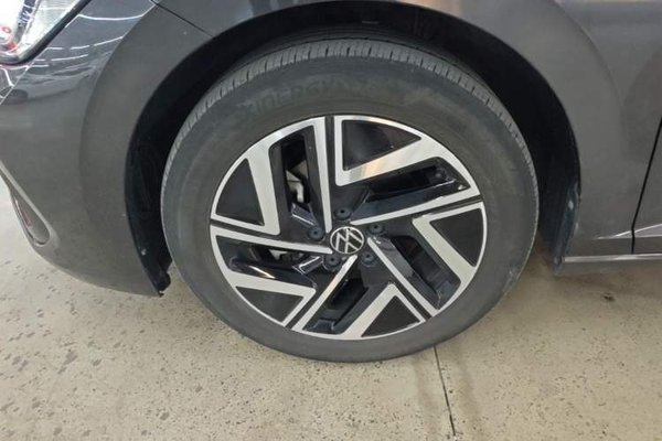 Volkswagen Sagitar 2023, 30400 км, за 15220 USD - фото 15