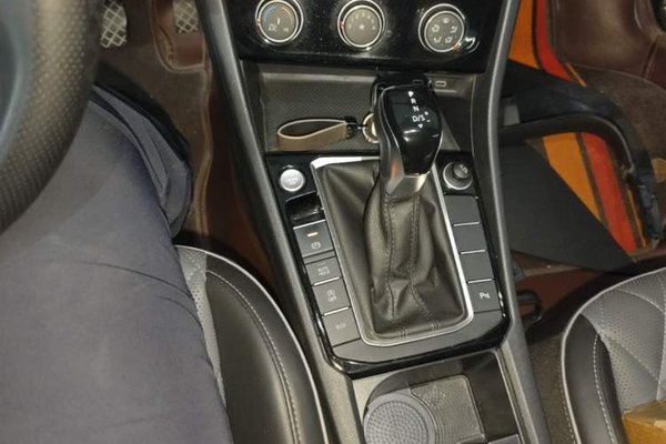 Volkswagen Sagitar 2023, 30400 км, за 15220 USD - фото 21