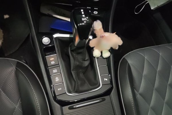 Volkswagen Sagitar 2023, 11700 км, за 16913 USD - фото 13