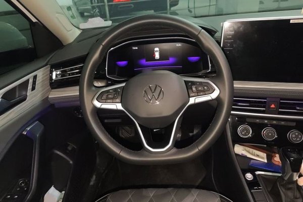 Volkswagen Sagitar 2023, 11700 км, за 16913 USD - фото 9