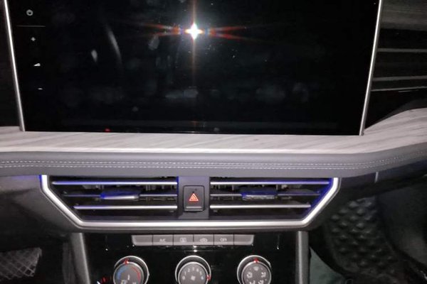 Volkswagen Sagitar 2023, 29900 км, за 12986 USD - фото 8