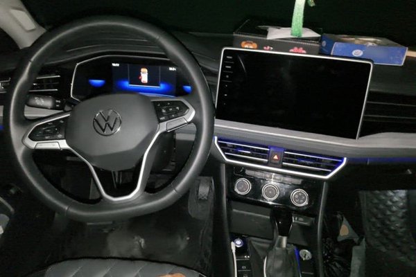 Volkswagen Sagitar 2023, 29900 км, за 12986 USD