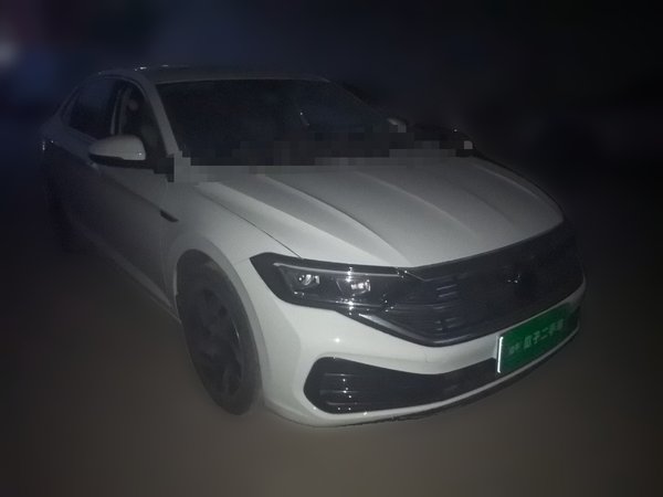 Volkswagen Sagitar 2023, 34900 км, за 13204 USD