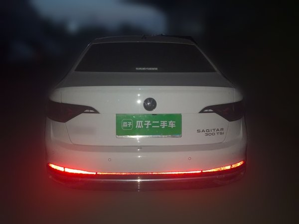 Volkswagen Sagitar 2023, 34900 км, за 13204 USD