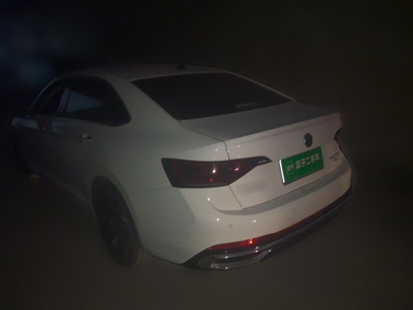 Volkswagen Sagitar 2023, 34900 км, за 13204 USD