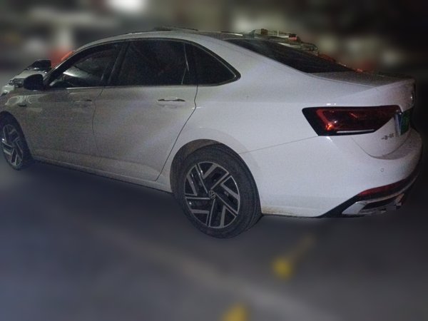 Volkswagen Sagitar 2023, 50400 км, за 13648 USD