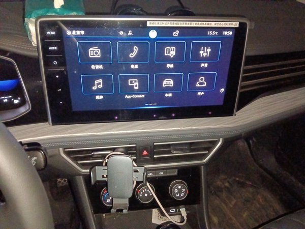 Volkswagen Sagitar 2023, 50400 км, за 13648 USD - фото 9