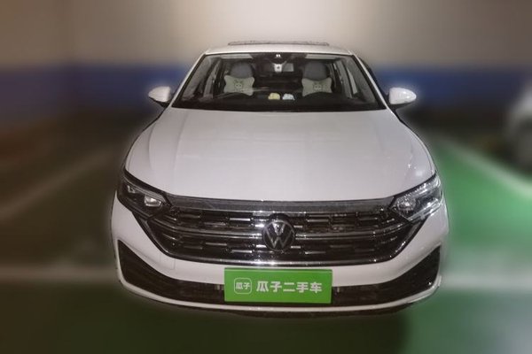 Volkswagen Sagitar 2024, 20500 км, за 15527 USD
