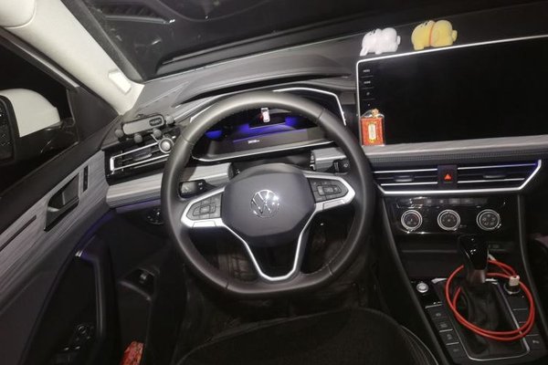 Volkswagen Sagitar 2024, 20500 км, за 15527 USD - фото 9