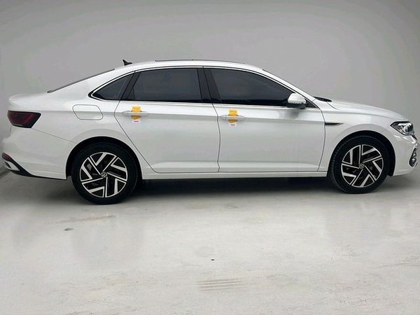 Volkswagen Sagitar 2024, 27100 км, за 14568 USD - фото 11