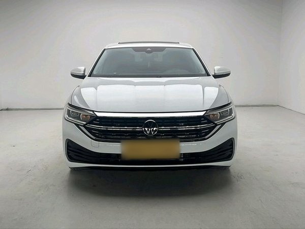 Volkswagen Sagitar 2024, 27100 км, за 14568 USD