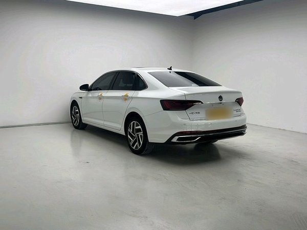 Volkswagen Sagitar 2024, 27100 км, за 14568 USD