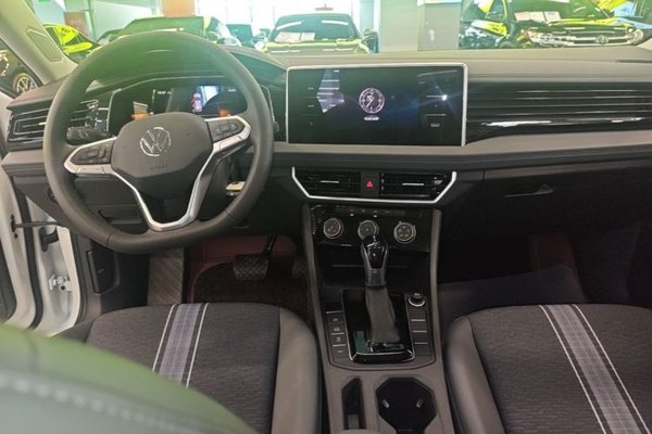 Volkswagen Sagitar 2025, 12000 км, за 16139 USD - фото 13