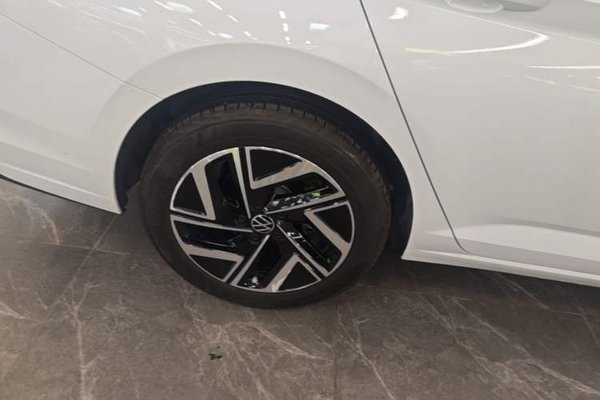 Volkswagen Sagitar 2025, 12000 км, за 16139 USD - фото 10