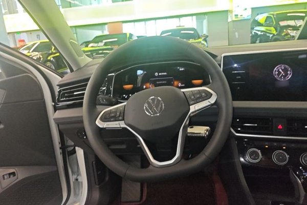 Volkswagen Sagitar 2025, 12000 км, за 16139 USD - фото 14