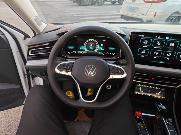 Volkswagen Sagitar 2025, 21700 км, за 15690 USD - фото 13