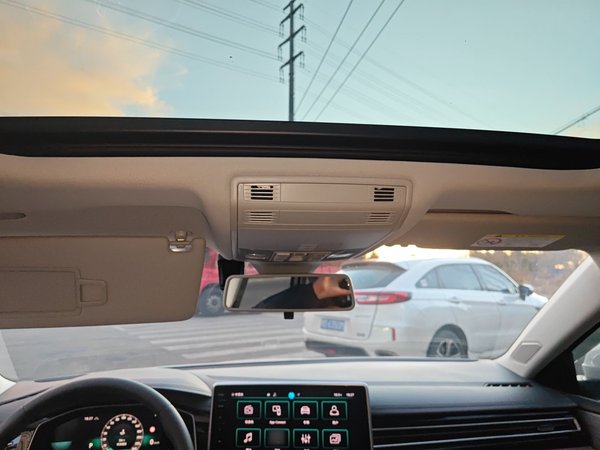 Volkswagen Sagitar 2025, 21700 км, за 15690 USD - фото 16