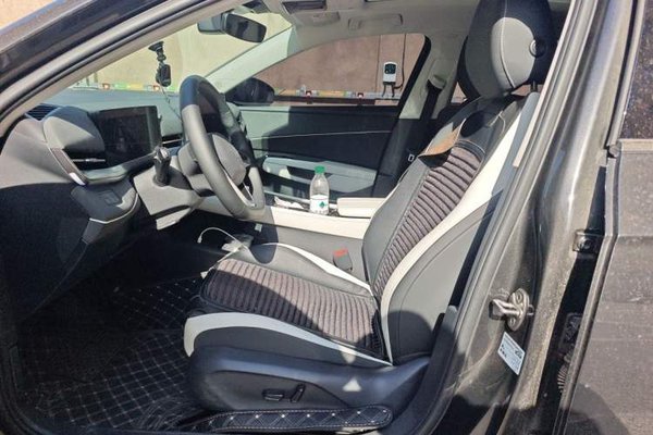 Volkswagen Sagitar 2026, 5200 км, за 16640 USD - фото 16