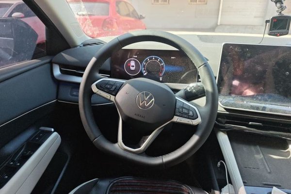 Volkswagen Sagitar 2026, 5200 км, за 16640 USD - фото 11