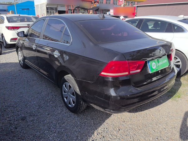 Volkswagen Santana 2015, 101700 км, за 4564 USD