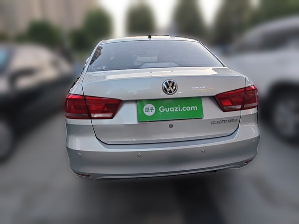 Volkswagen Santana 2015, 29600 км, за 3682 USD