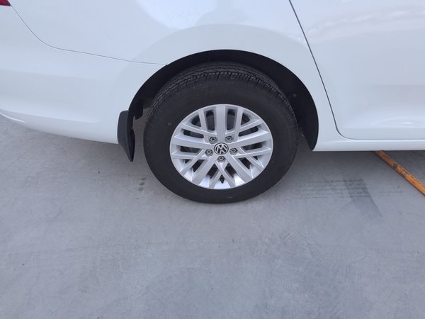 Volkswagen Santana 2015, 106200 км, за 4946 USD - фото 10