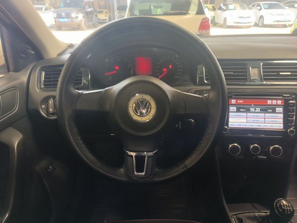 Volkswagen Santana 2015, 80500 км, за 4875 USD - фото 14