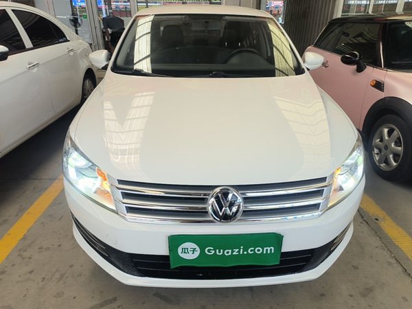 Volkswagen Santana 2015, 80500 км, за 4875 USD