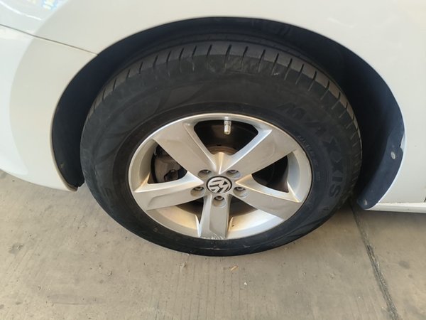 Volkswagen Santana 2015, 80500 км, за 4875 USD - фото 8