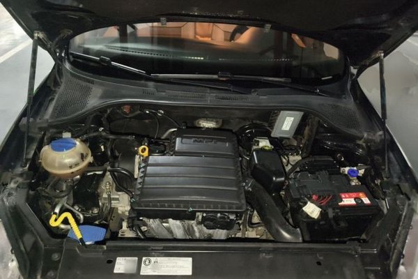 Volkswagen Santana 2015, 76500 км, за 4669 USD - фото 17