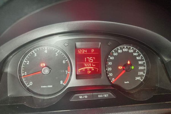 Volkswagen Santana 2015, 76500 км, за 4669 USD - фото 8