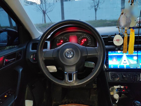 Volkswagen Santana 2015, 90500 км, за 3738 USD - фото 16