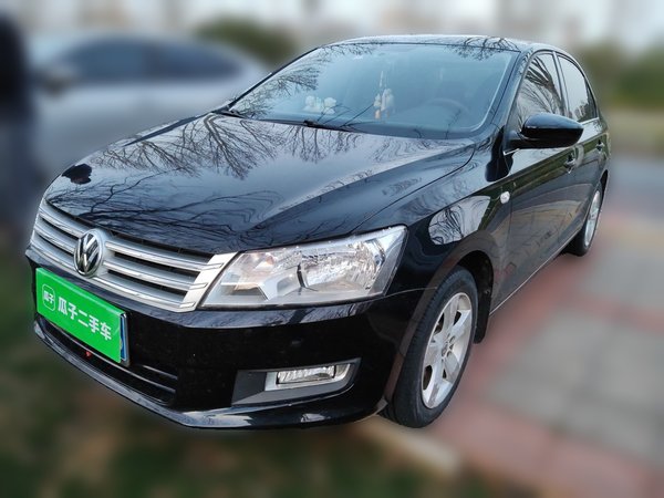 Volkswagen Santana 2015, 90500 км, за 3738 USD