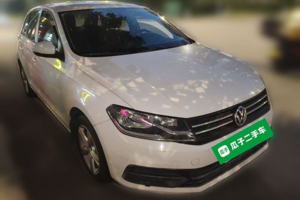 Volkswagen Santana 2015, 105300 км, за 4684 USD