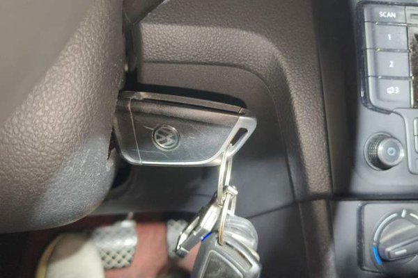 Volkswagen Santana 2015, 105300 км, за 4684 USD - фото 9