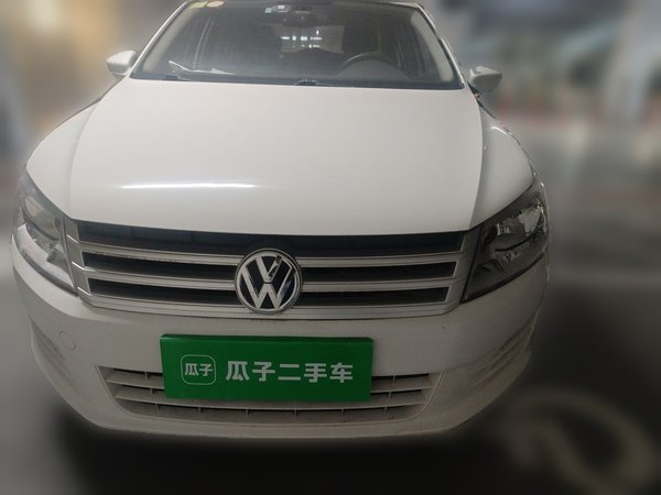 Volkswagen Santana 2015, 148800 км, за 2955 USD