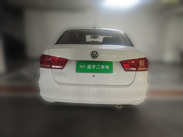 Volkswagen Santana 2015, 148800 км, за 2955 USD