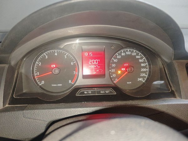 Volkswagen Santana 2015, 148800 км, за 2955 USD - фото 12