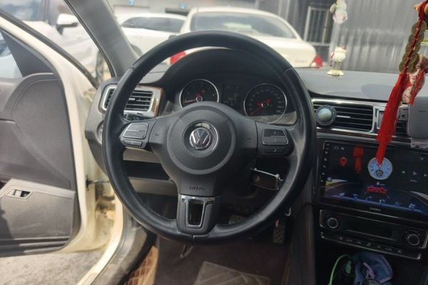 Volkswagen Santana 2015, 158800 км, за 3450 USD - фото 11