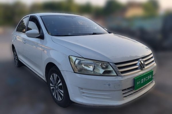 Volkswagen Santana 2015, 170900 км, за 3465 USD
