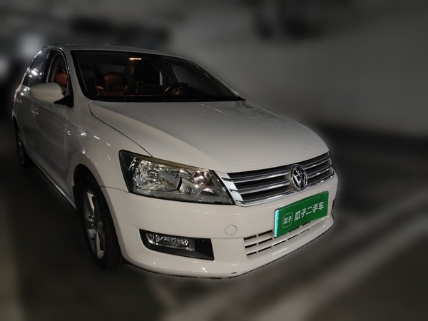 Volkswagen Santana 2015, 27700 км, за 5759 USD