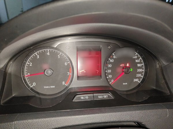 Volkswagen Santana 2015, 27700 км, за 5759 USD - фото 10