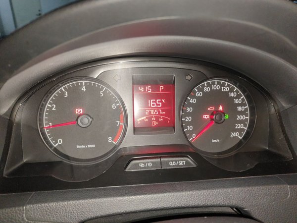 Volkswagen Santana 2015, 27700 км, за 5759 USD - фото 11