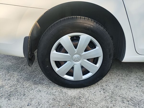 Volkswagen Santana 2015, 75500 км, за 4645 USD - фото 10